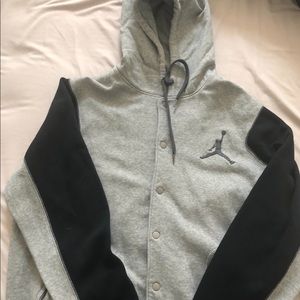 MENS Jordan Sweater/Hoodie/Varsity Jacket
